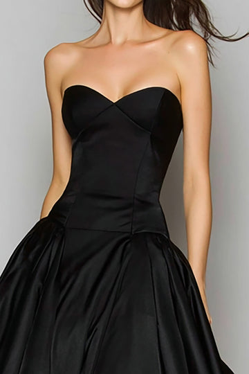 Noir Sweetheart Une Robe Longue Formelle Trapèze